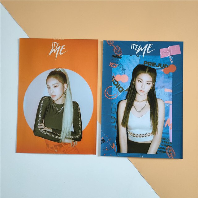2 Pcs / Set Kpop ITZY New Album IT'z ME Poster DALLA DALLA ICY WANNABE Prints Clear Image Well Hanging Home Decoration