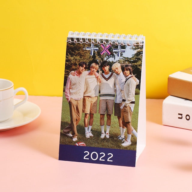2022 KPOP Bangtan Boys  Seventeen Straykids Ateez Aespa Calendar Student Gifts