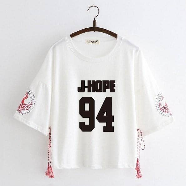 Kpop Newest EXO cotton tshirt k-pop Japanese style small fresh round neck girl T-shirt streetwear kawaii Tee shirt women loose summer tops that you'll fall in love with. At an affordable price at KPOPSHOP, We sell a variety of EXO cotton tshirt k-pop Japanese style small fresh round neck girl T-shirt streetwear kawaii Tee shirt women loose summer tops with Free Shipping.