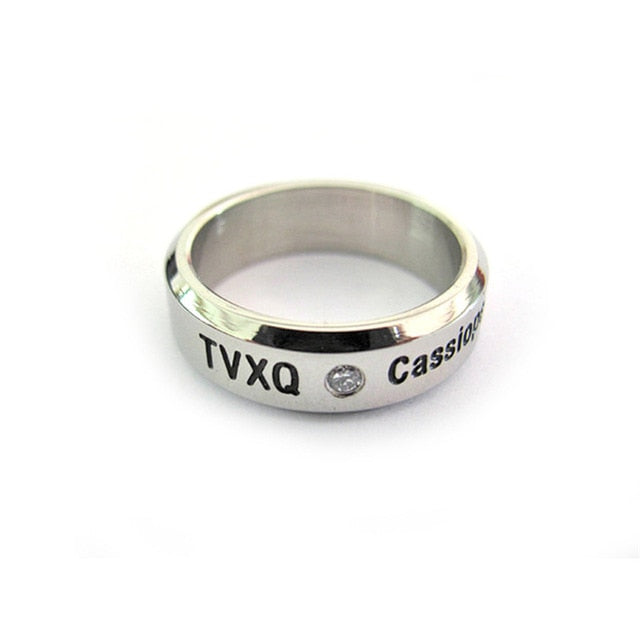 Kpop TVXQ 2NE1 2PM Nichkhun Crystal Rings For Women With Chain