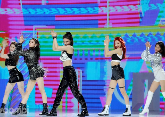 ITZY Kpop Posters Korean Singers White Coated Paper Prints Clear Image Home Decoration