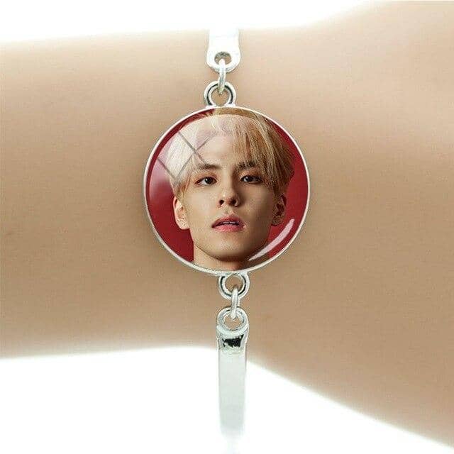 Kpop Newest 2019 Trendy Day6 Bracelet Glass Cabochon Dome Sungjin YoungK Wonpil Dowoon Photo Bracelet Chain Bangle DAY14 that you'll fall in love with. At an affordable price at KPOPSHOP, We sell a variety of 2019 Trendy Day6 Bracelet Glass Cabochon Dome Sungjin YoungK Wonpil Dowoon Photo Bracelet Chain Bangle DAY14 with Free Shipping.