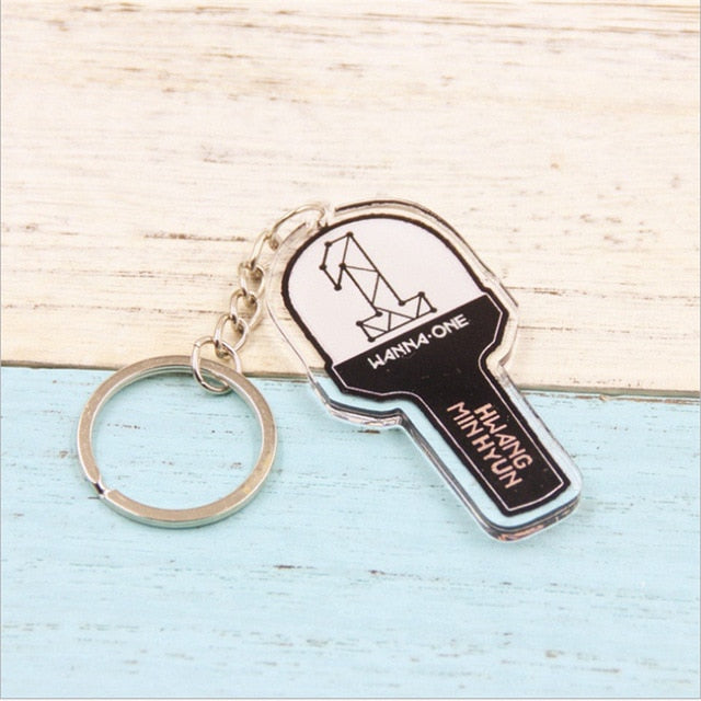 Kpop Wanna One Album KANG DANIEL PARK JI HOON Key Chain Concert Lamp Light Sticks