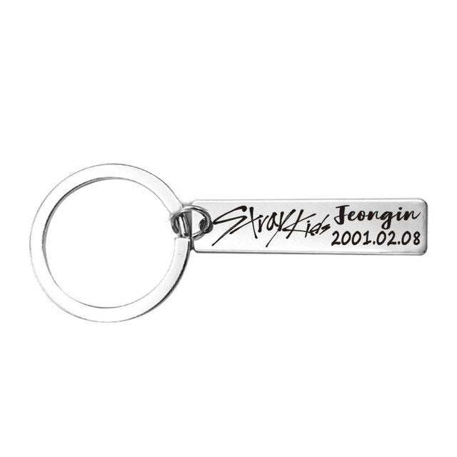 kpop Stray Kids keychains Stainless steel Fashion Member signature All metal good quality key chain stray kids